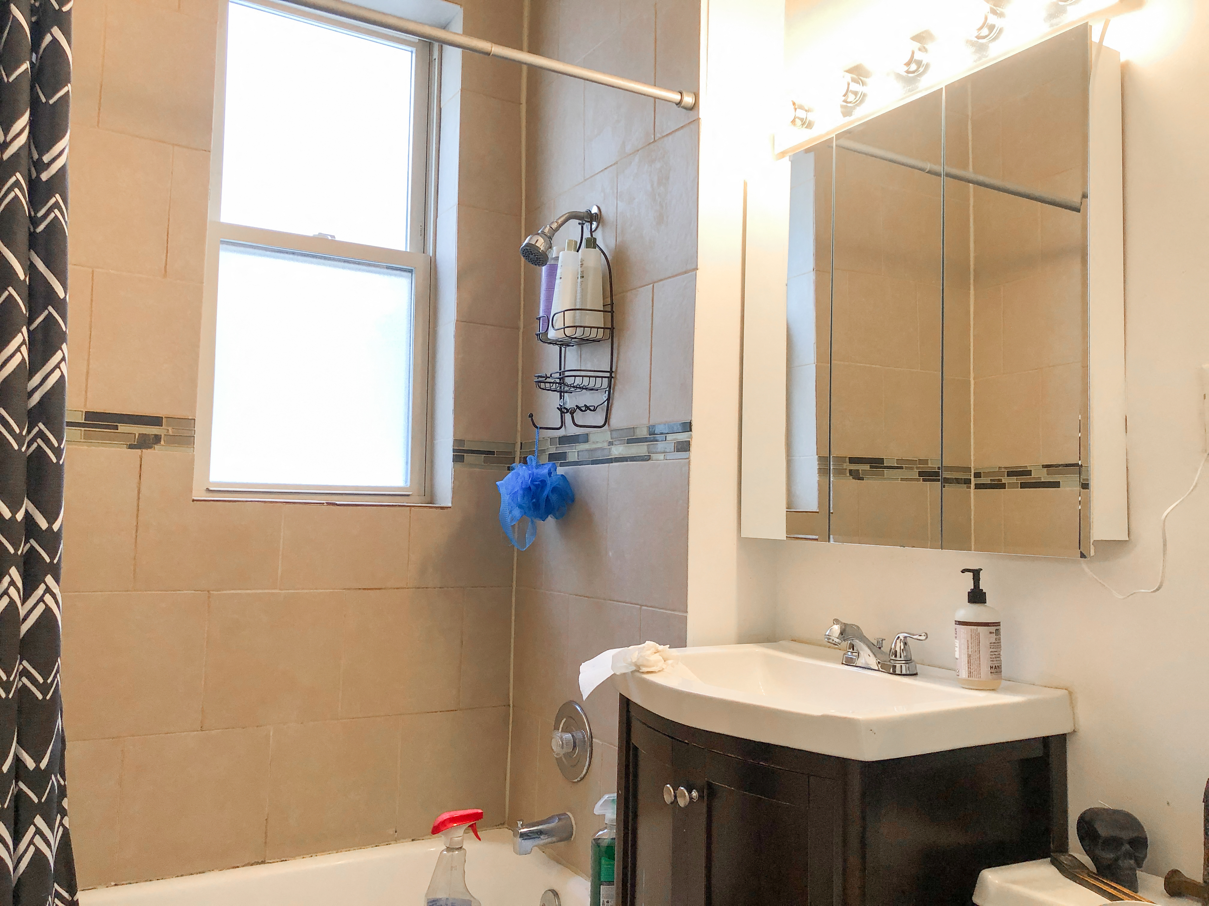 2613 W. Augusta Blvd. 2613 W. Augusta Blvd., Chicago, IL 60622 West Town - Leasing by Cross Street